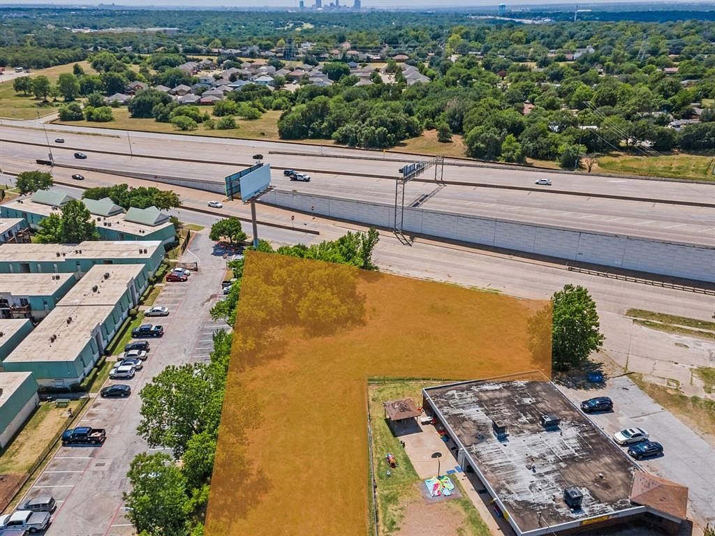 0.84 Acres of Commercial Land for Sale in Fort Worth, Texas