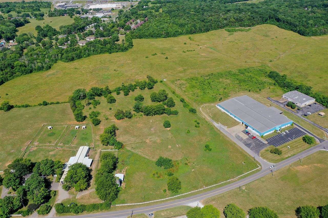 10 Acres of Commercial Land for Sale in Russellville, Kentucky