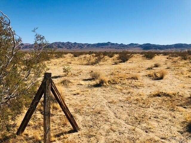 2.17 Acres of Land for Sale in Joshua Tree, California