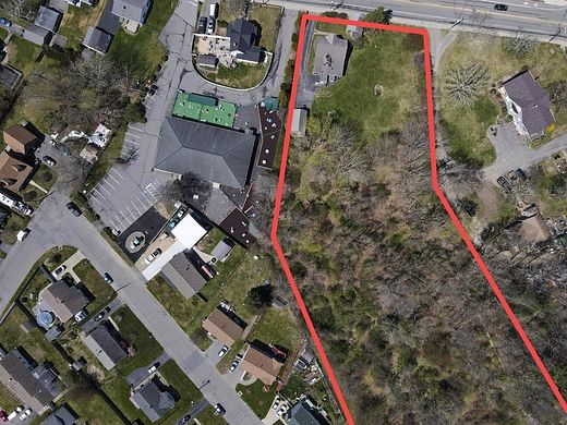 2.3 Acres of Residential Land with Home for Sale in New Bedford, Massachusetts