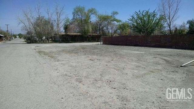 0.13 Acres of Residential Land for Sale in Maricopa, California