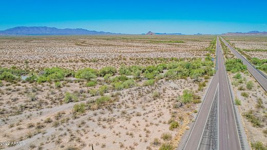 525 Acres of Land for Sale in Gila Bend, Arizona