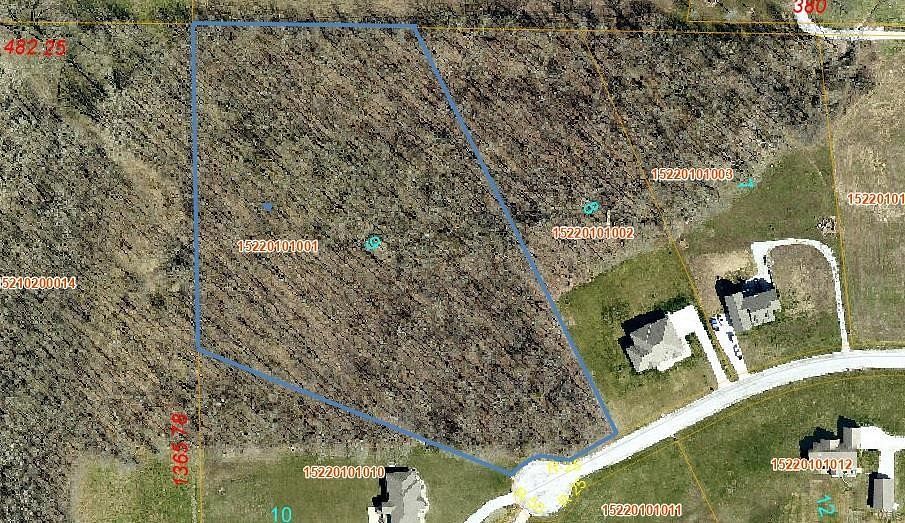 6.8 Acres of Residential Land for Sale in Mascoutah, Illinois