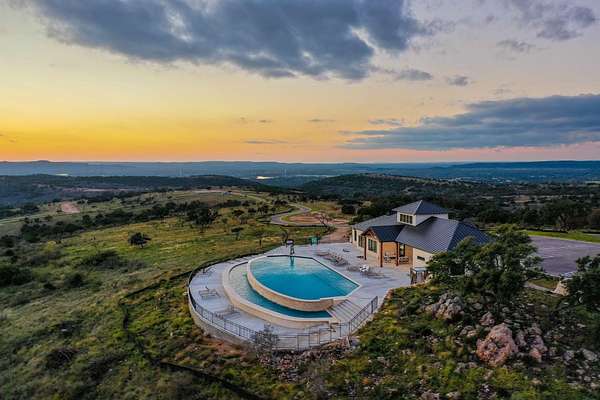 4.57 Acres of Residential Land for Sale in Kingsland, Texas