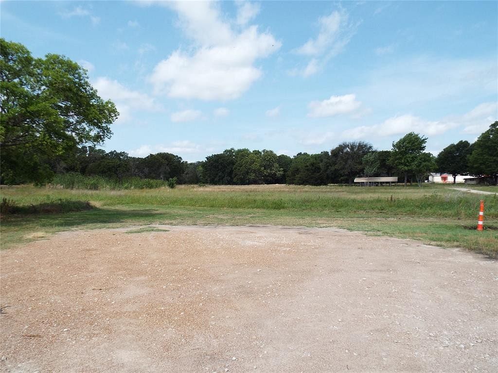 12.1 Acres of Commercial Land for Sale in Kemp, Texas