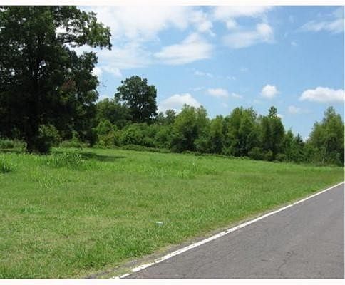 0.77 Acres of Commercial Land for Sale in Alexandria, Louisiana