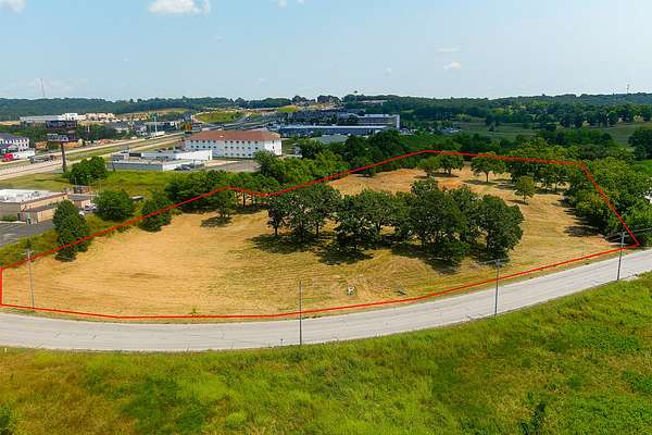 8 Acres of Commercial Land for Sale in Rolla, Missouri