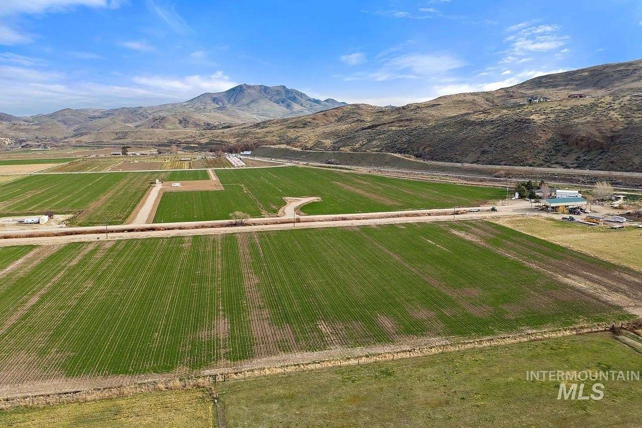 5.002 Acres of Land for Sale in Emmett, Idaho