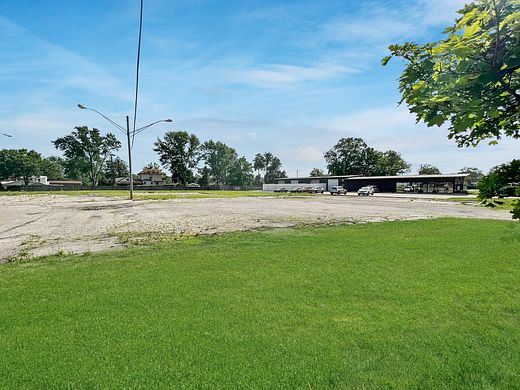 1.1 Acres of Commercial Land for Sale in McHenry, Illinois