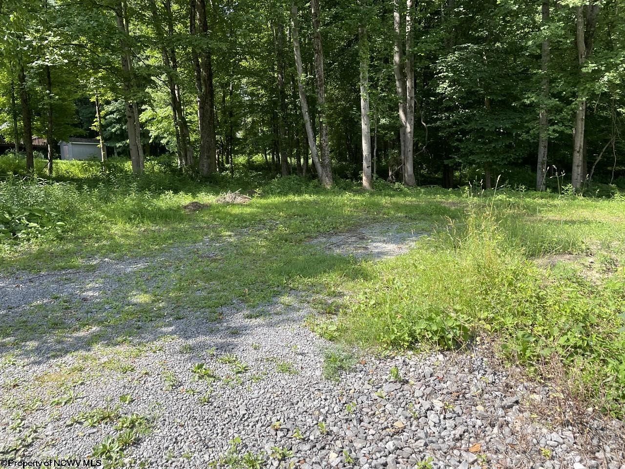 0.94 Acres of Residential Land for Sale in Kingwood, West Virginia