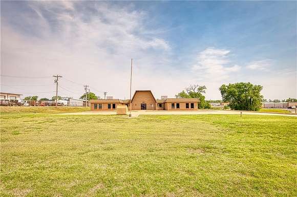 2.77 Acres of Improved Commercial Land for Sale in Elk City, Oklahoma