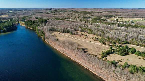 1.3 Acres of Residential Land for Sale in Charlevoix, Michigan