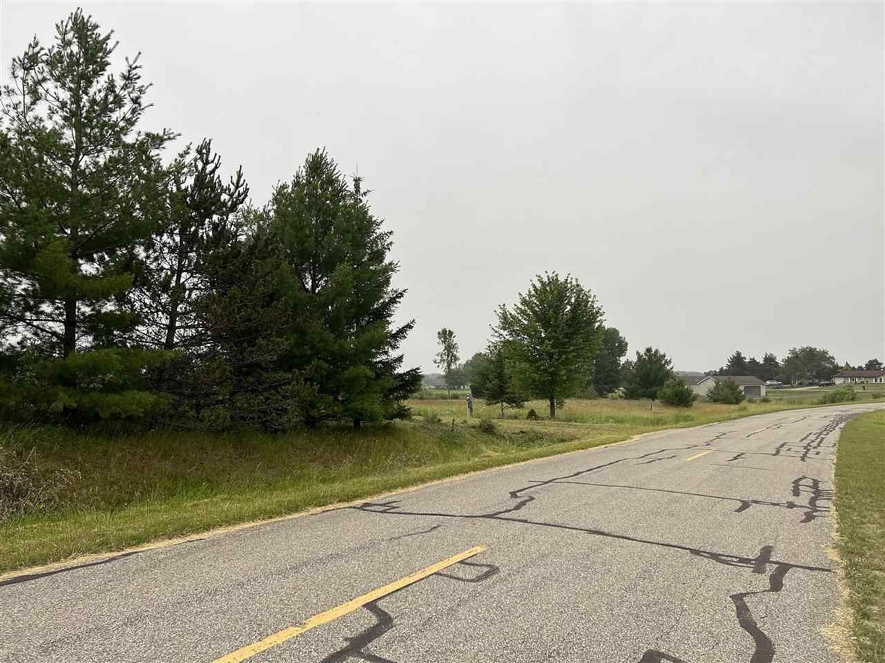 0.97 Acres of Residential Land for Sale in Gladwin, Michigan