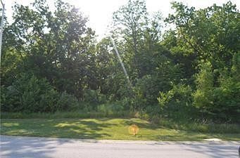 0.58 Acres of Residential Land for Sale in Gladstone, Missouri