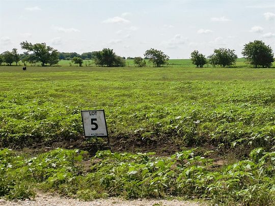 10 Acres of Land for Sale in Covington, Texas