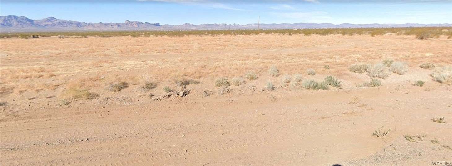 5.45 Acres of Agricultural Land for Sale in Golden Valley, Arizona