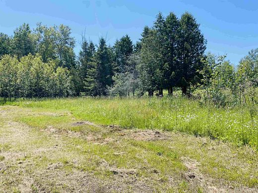0.31 Acres of Residential Land for Sale in Gladstone, Michigan