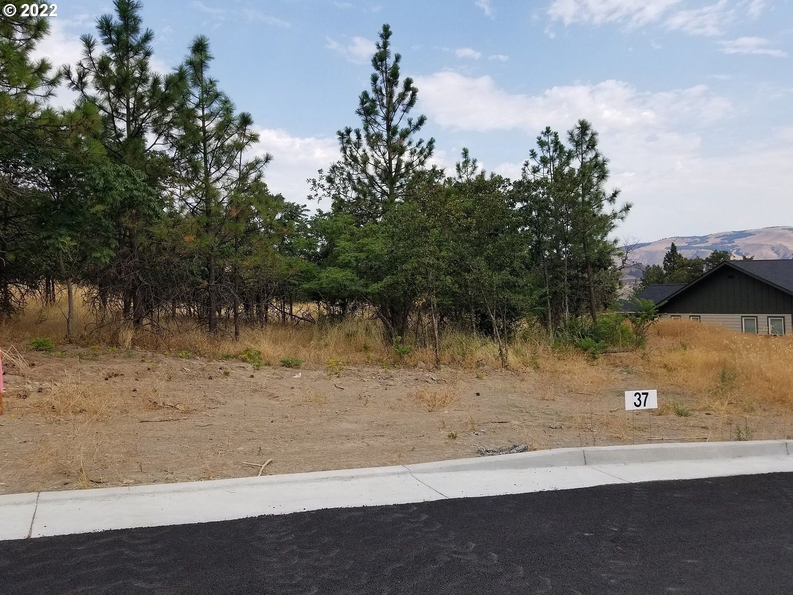 0.16 Acres of Residential Land for Sale in The Dalles, Oregon