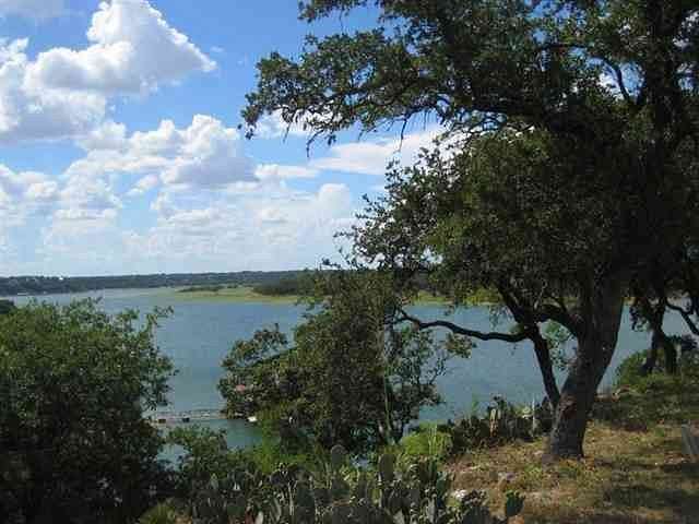 1.33 Acres of Land for Sale in Spicewood, Texas