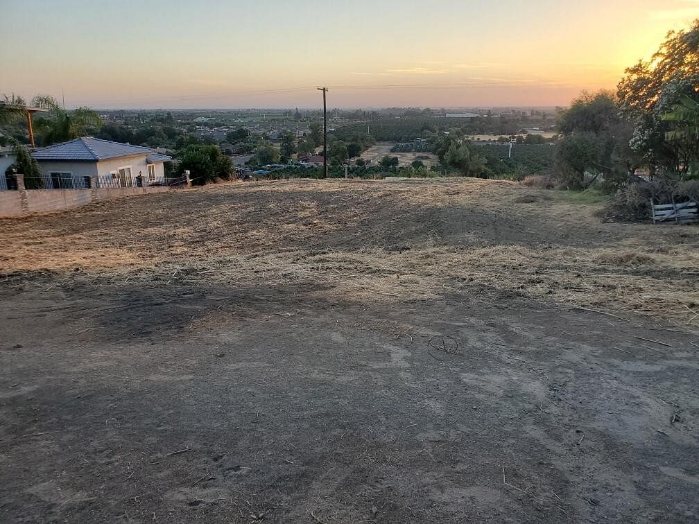 0.35 Acres of Residential Land for Sale in Lindsay, California