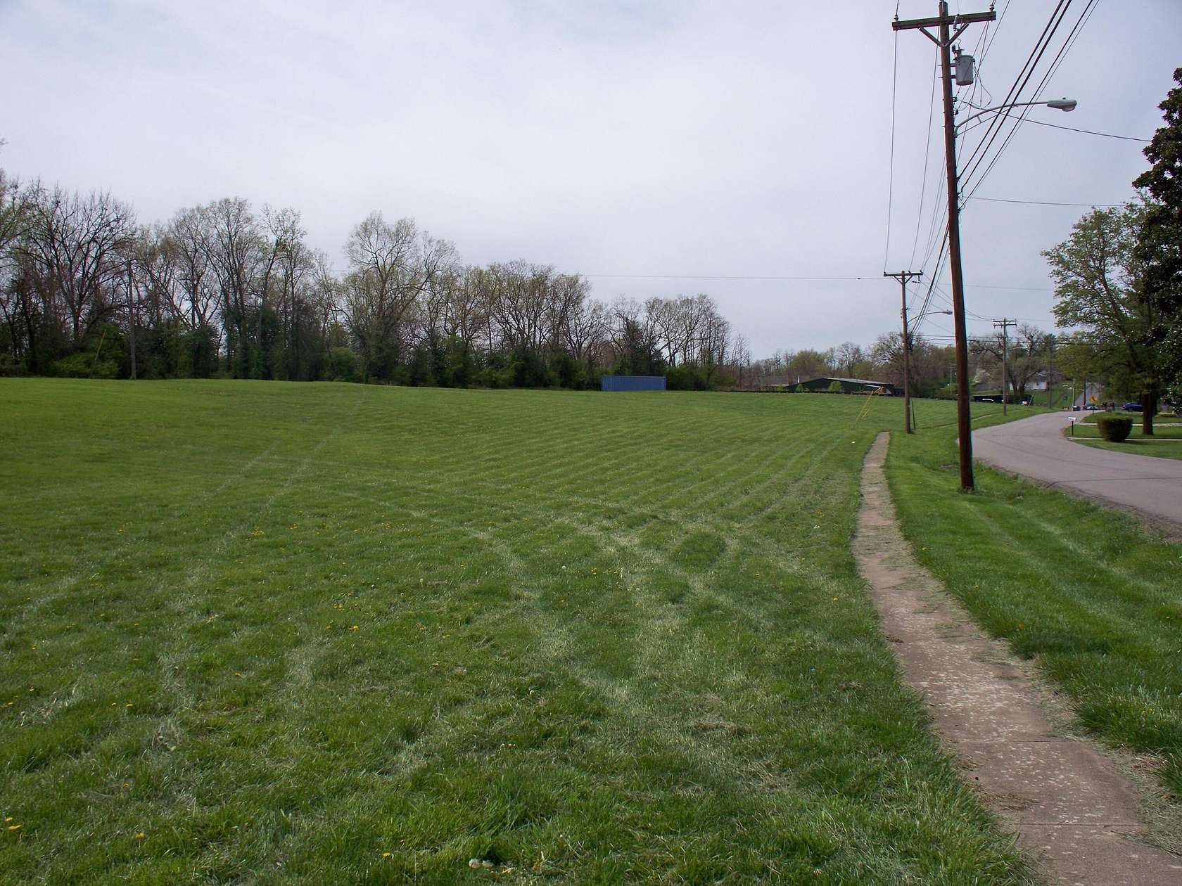 4 Acres of Commercial Land for Sale in Versailles, Kentucky
