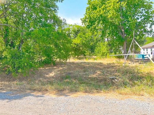 0.16 Acres of Land for Sale in Whitewright, Texas