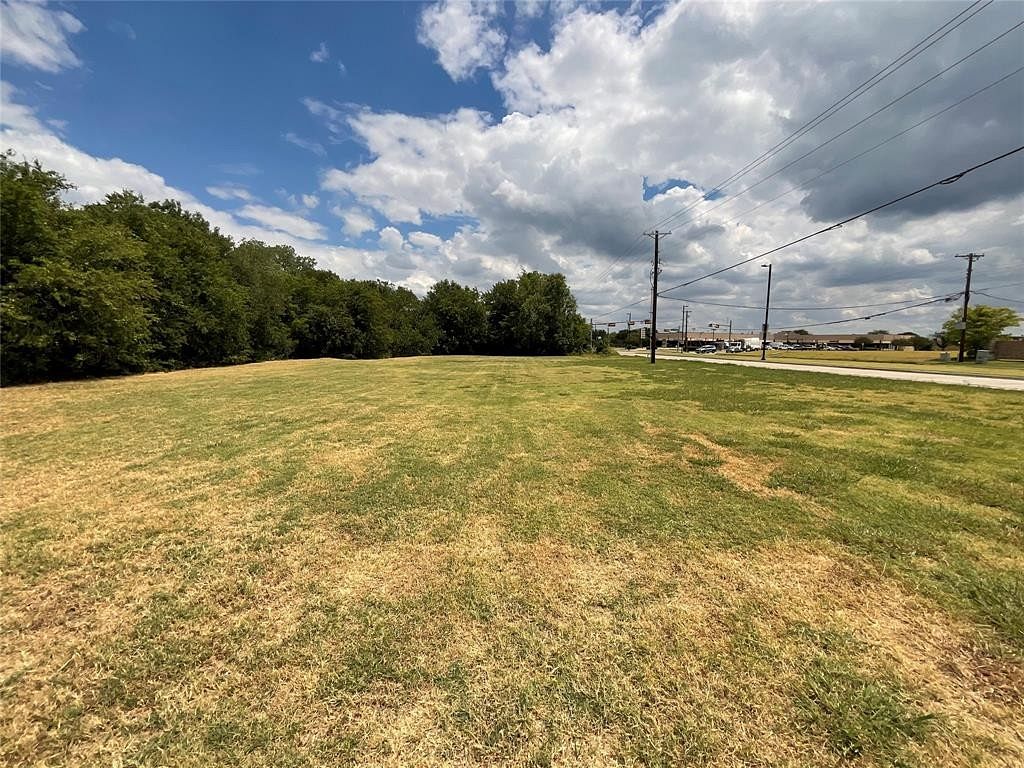 0.96 Acres of Commercial Land for Sale in Garland, Texas