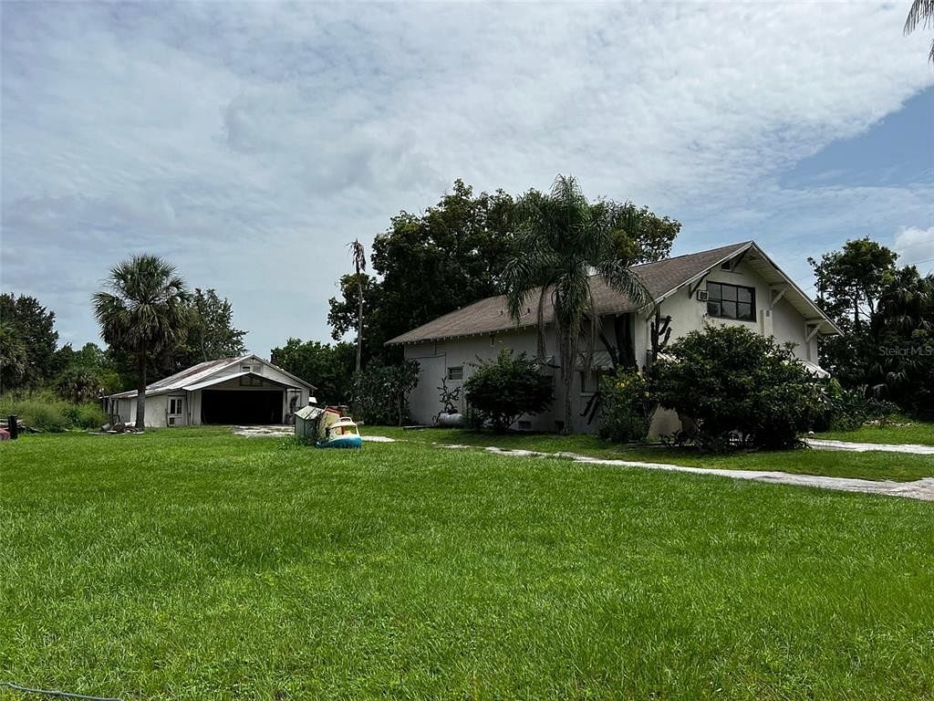 87.8 Acres of Improved Land for Sale in Umatilla, Florida