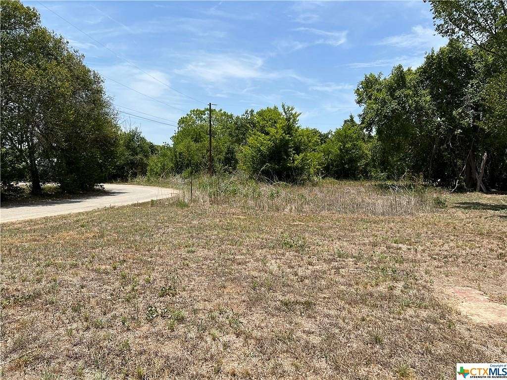 0.25 Acres of Residential Land for Sale in Luling, Texas
