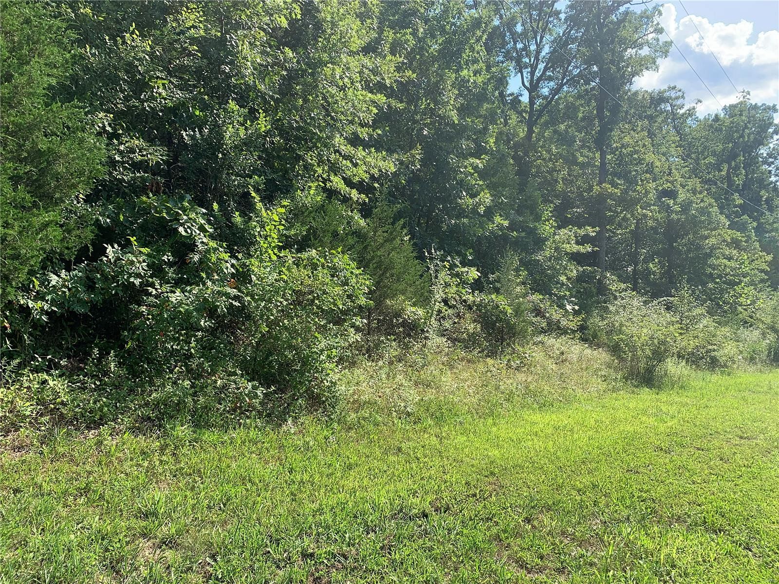 1.2 Acres of Residential Land for Sale in Owensville, Missouri