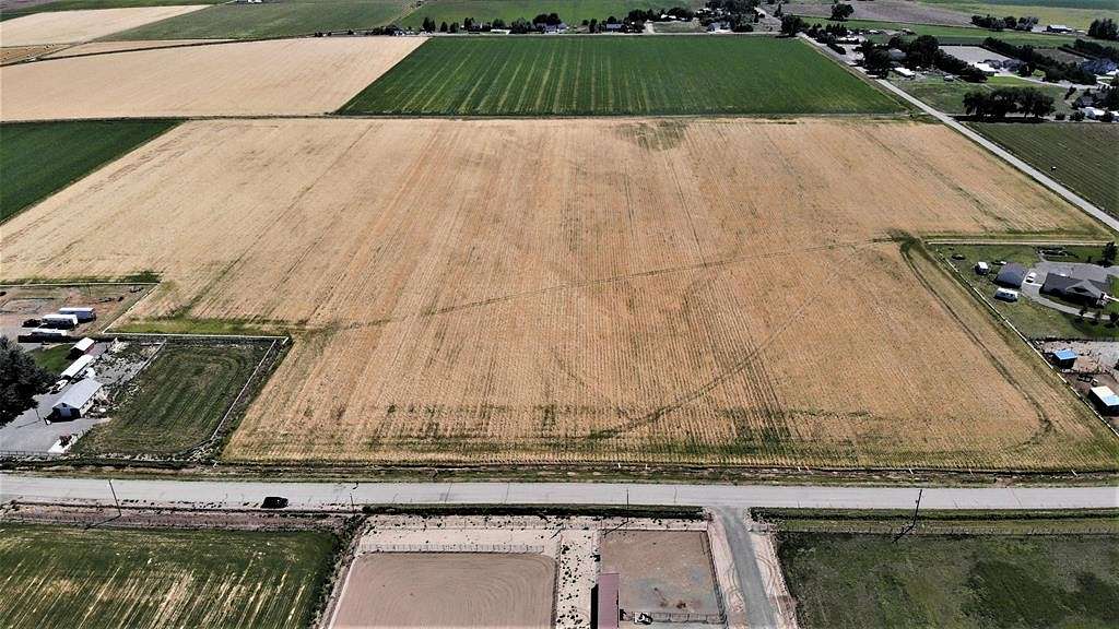 33.9 Acres of Agricultural Land for Sale in Powell, Wyoming