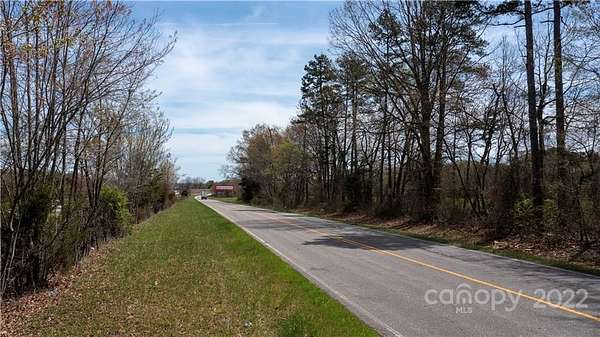 5.46 Acres of Commercial Land for Sale in Hamptonville, North Carolina