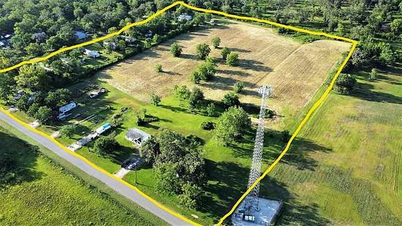 13.85 Acres of Commercial Land for Sale in Brazoria, Texas