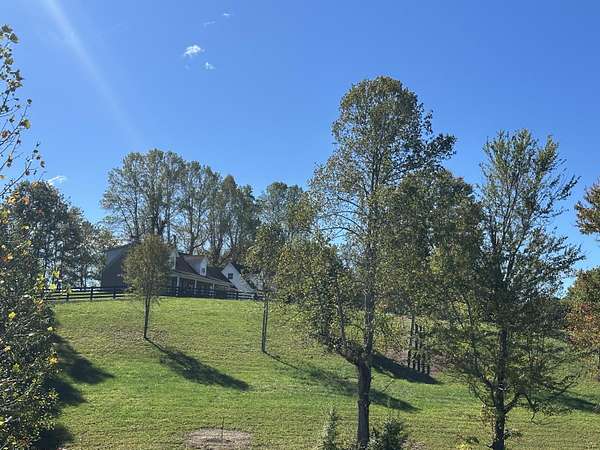 0.7 Acres of Residential Land for Sale in London, Kentucky