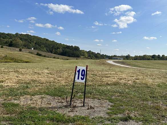 0.91 Acres of Residential Land for Sale in East Bernstadt, Kentucky