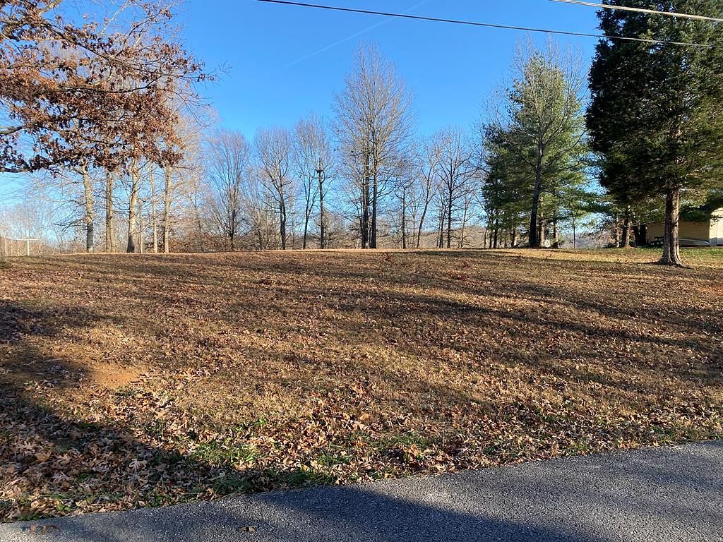 0.56 Acres of Residential Land for Sale in Albany, Kentucky