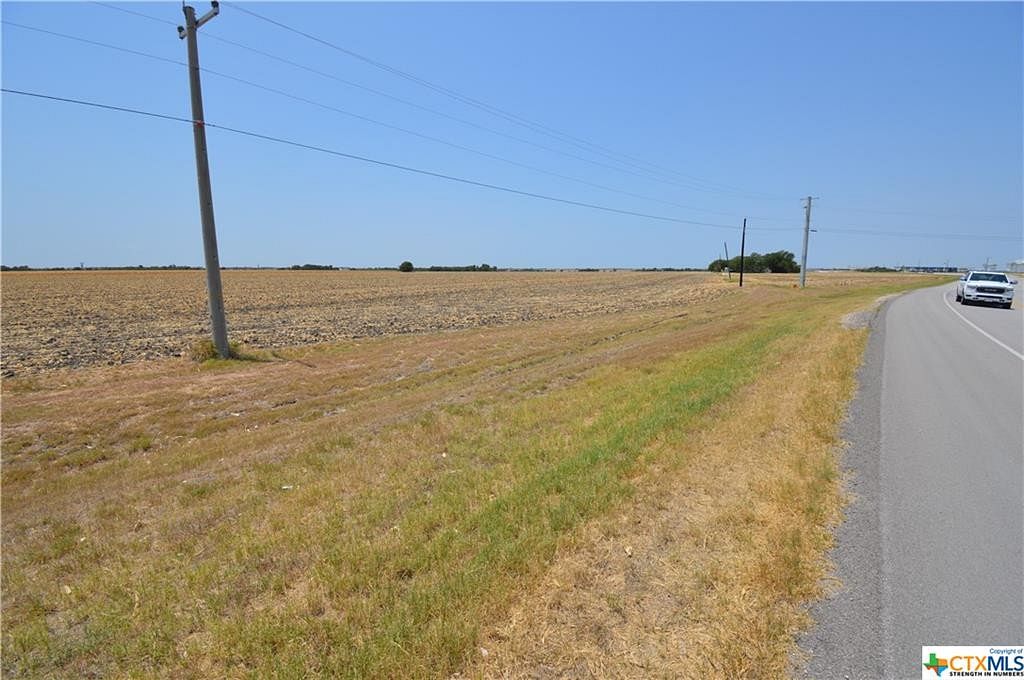 65.5 Acres of Agricultural Land for Sale in Taylor, Texas