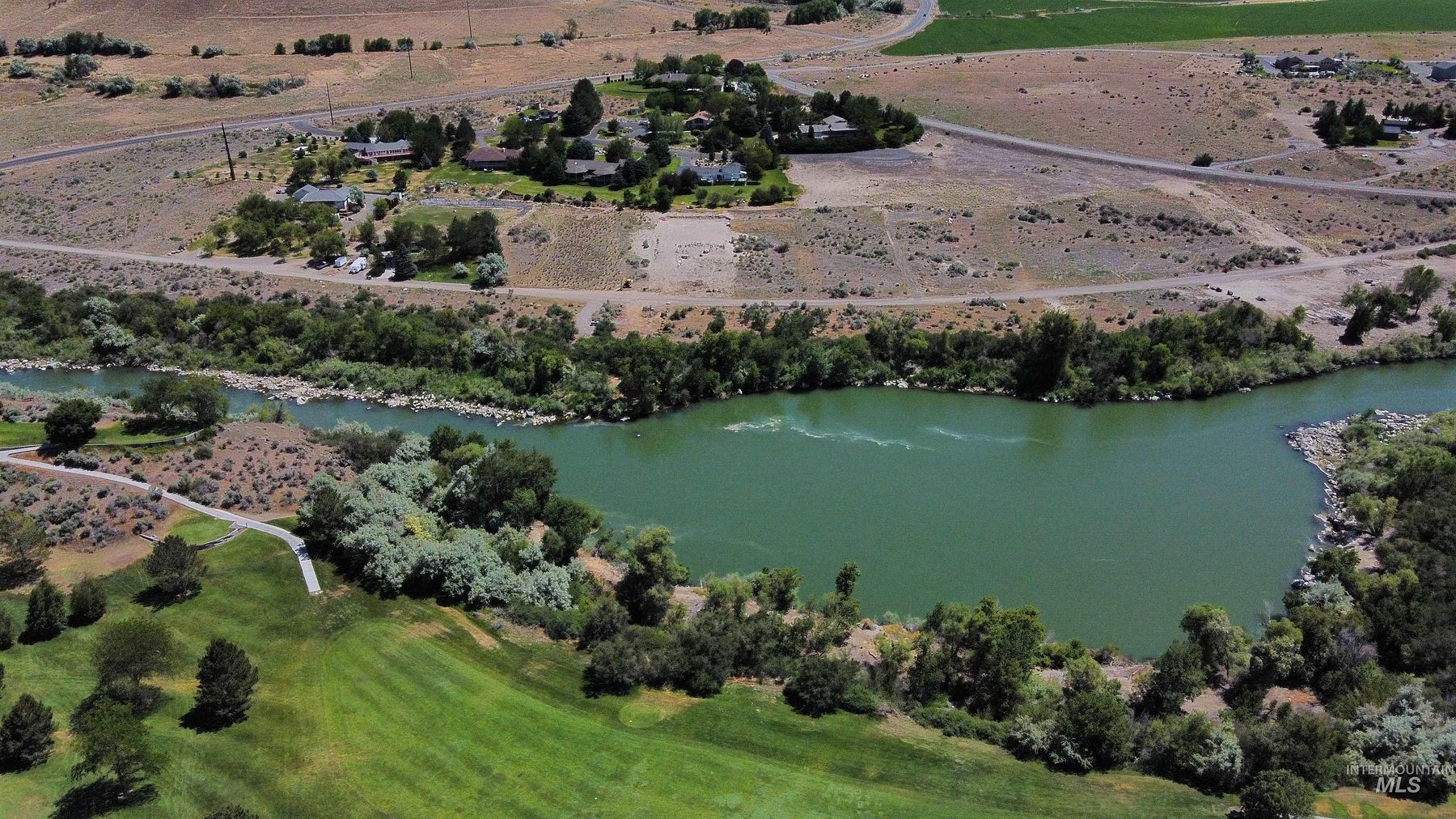 0.33 Acres of Land for Sale in Buhl, Idaho