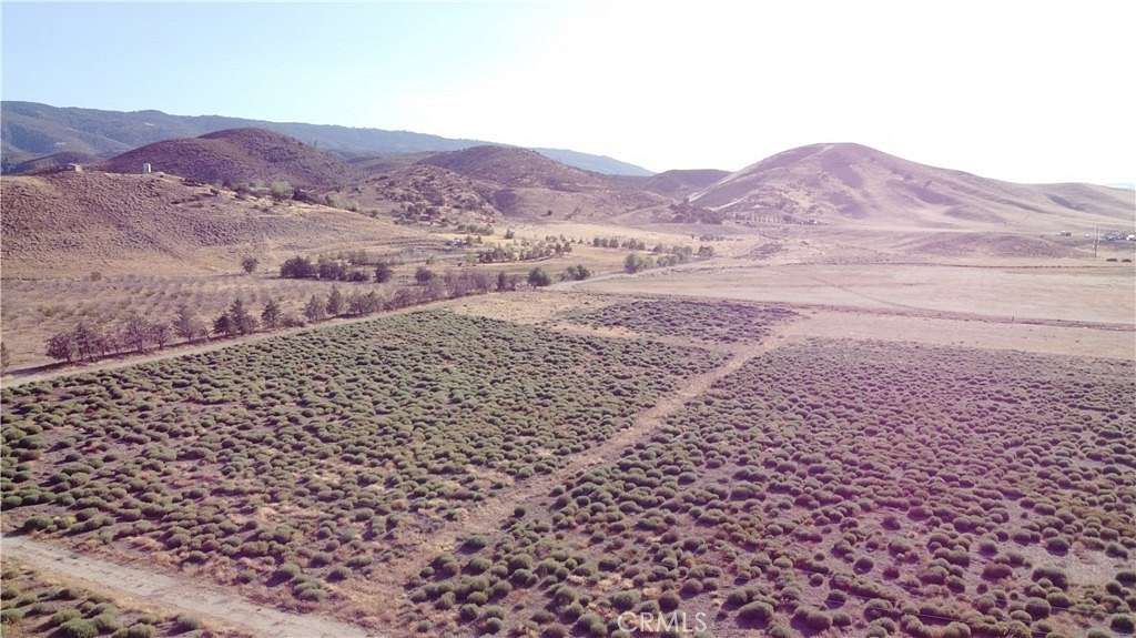 40 Acres of Agricultural Land for Sale in Lancaster, California