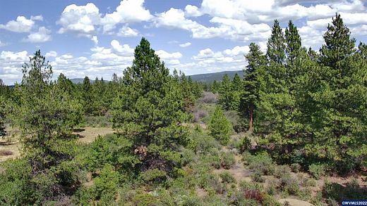 0.98 Acres of Land for Sale in Chiloquin, Oregon