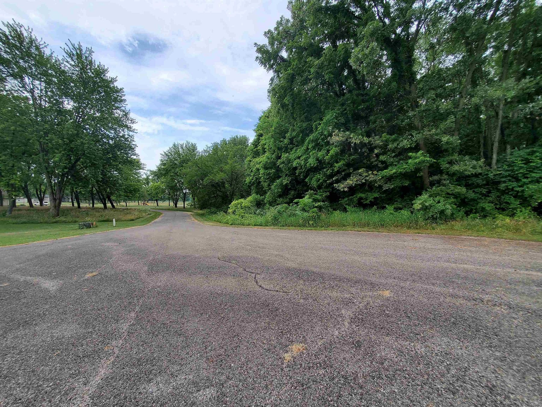 0.32 Acres of Residential Land for Sale in Hudson, Indiana