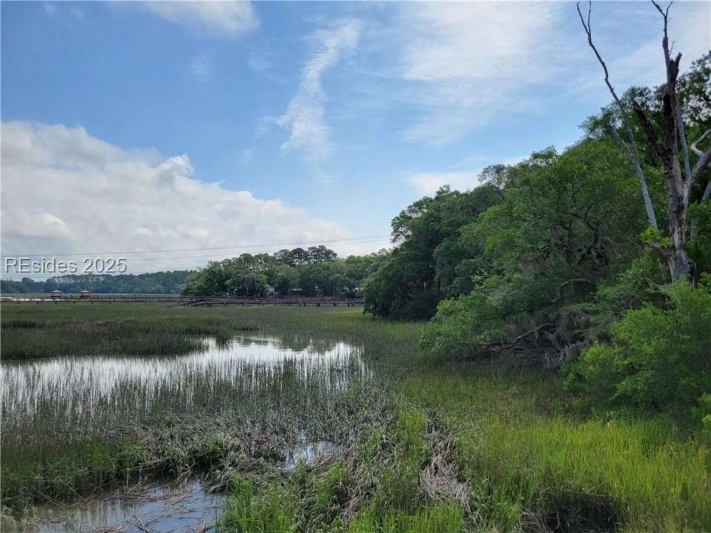 1.3 Acres of Residential Land for Sale in Beaufort, South Carolina