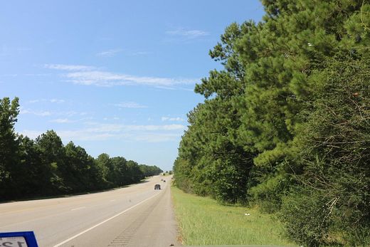 7.8 Acres of Land for Sale in Jasper, Texas