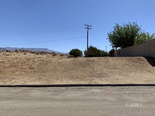 0.22 Acres of Residential Land for Sale in Lake Isabella, California