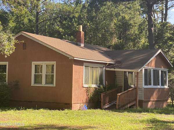 2 Acres of Residential Land with Home for Sale in Saint Helena Island, South Carolina