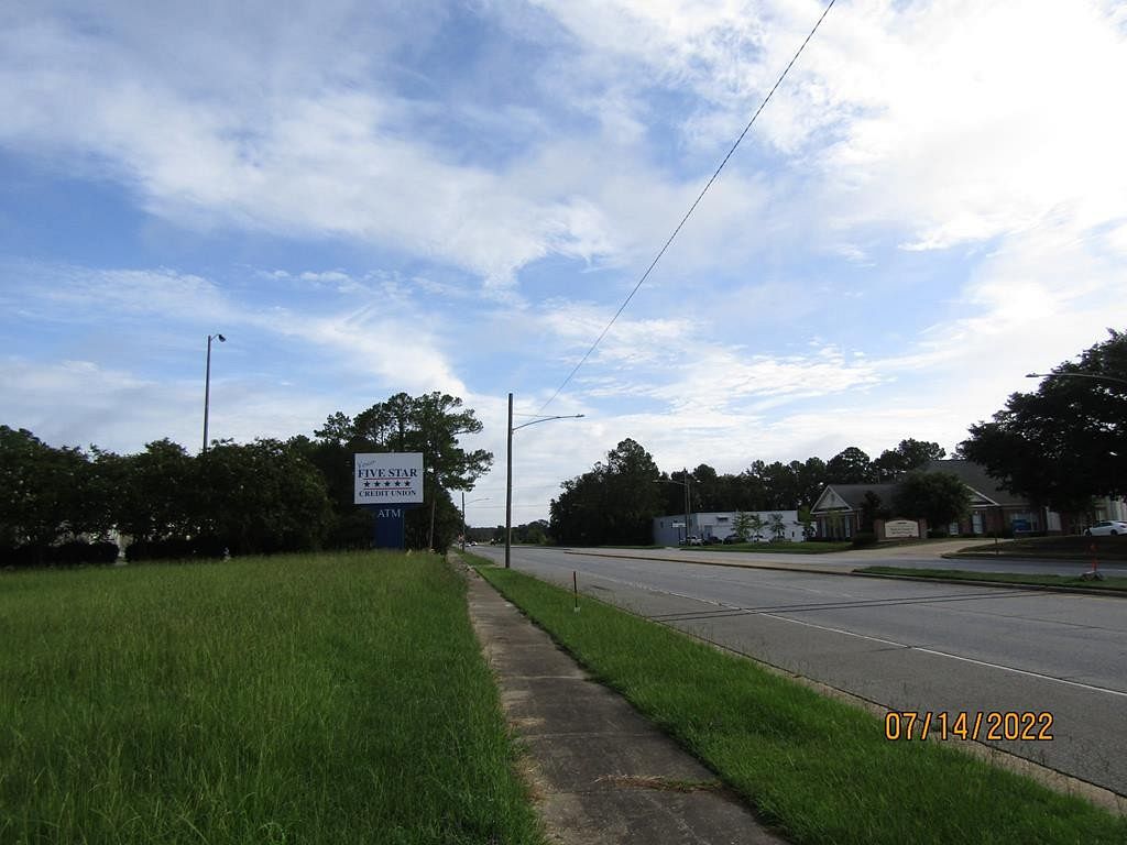 2.73 Acres of Commercial Land for Sale in Camilla, Georgia
