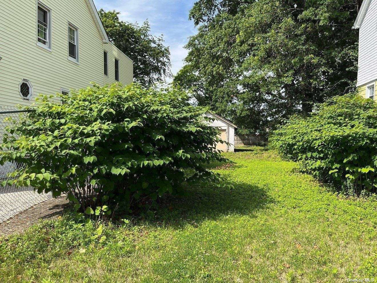 0.12 Acres of Residential Land for Sale in Queens Village, New York
