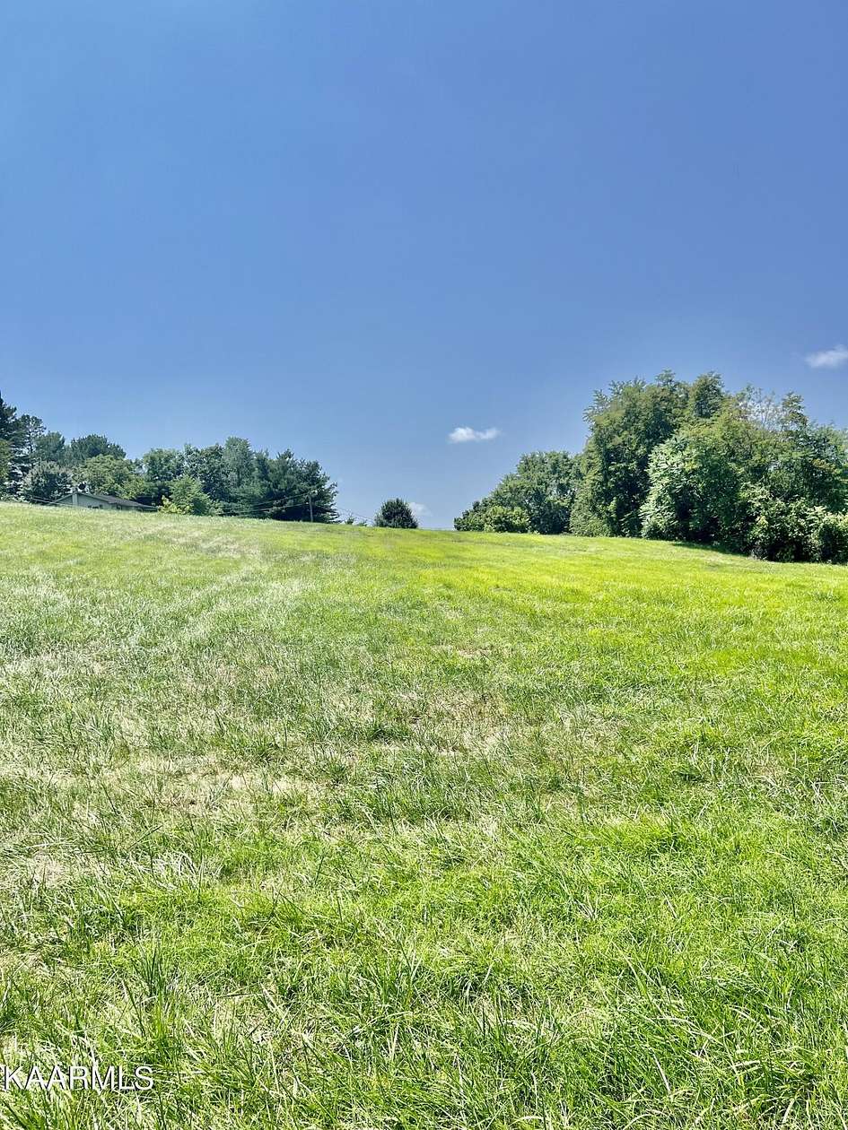 0.75 Acres of Land for Sale in Harrogate, Tennessee