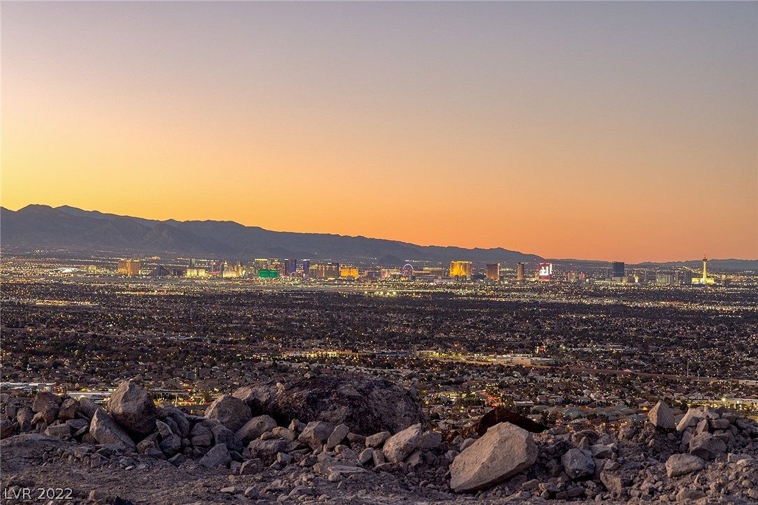 1.5 Acres of Residential Land for Sale in Henderson, Nevada