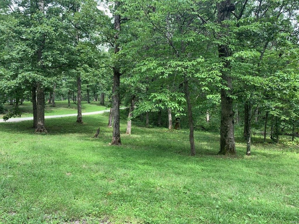 6 Acres of Residential Land for Sale in Warrenton, Missouri
